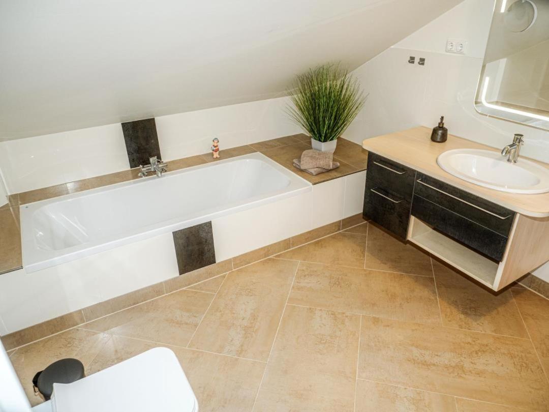 Ferienwohnung Meer Und Muh Pronstorf Exterior foto